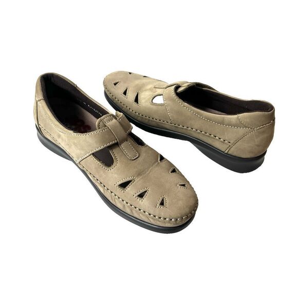 SAS Tripad Comfort Beige Leather Flats Slip On Shoes Womens 6.5 M Comfort Casual - Picture 1 of 11
